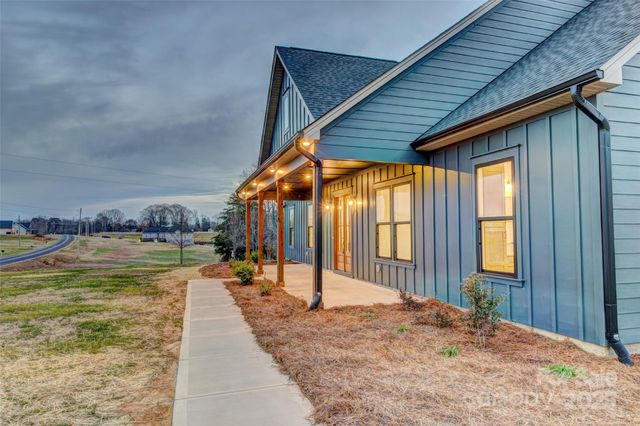 648 Kiser Road, Bessemer City, NC 28016