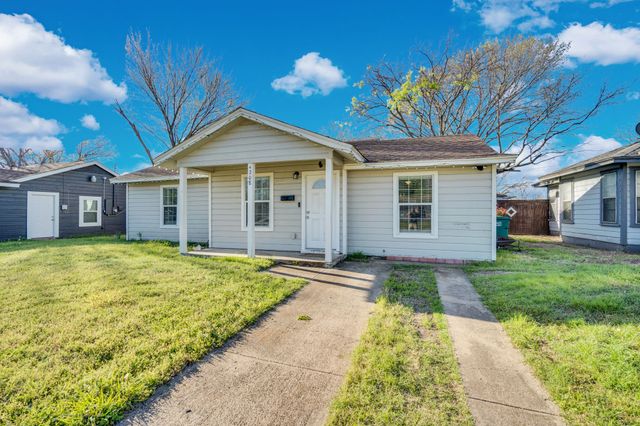 4208 Wiman Drive, Fort Worth, TX 76119