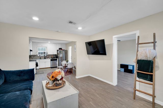 4208 Wiman Drive, Fort Worth, TX 76119