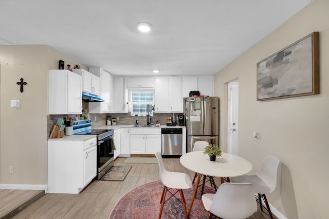 4208 Wiman Drive, Fort Worth, TX 76119