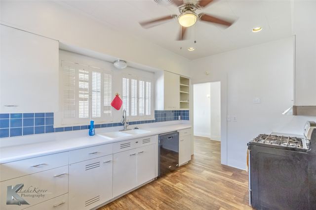 48 N Central Avenue, Hamlin, TX 79520