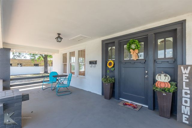 48 N Central Avenue, Hamlin, TX 79520