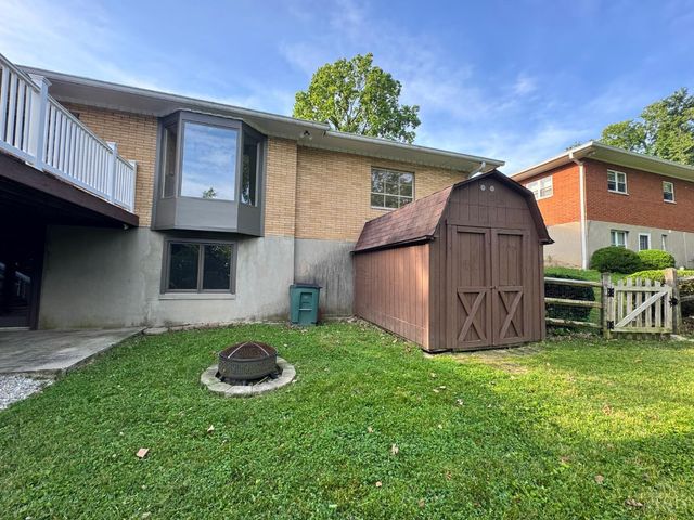 485 Hyde Park Drive, Hamilton, OH 45013