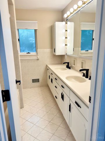 485 Hyde Park Drive, Hamilton, OH 45013