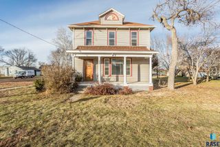 200 E 3rd St Street, Worthing, SD 57077