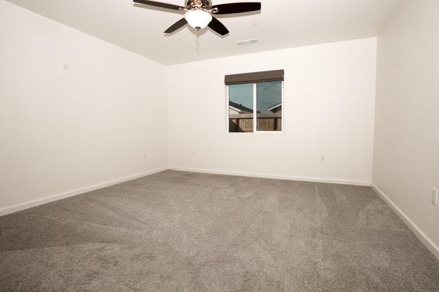 7070 Elm Street, Visalia, CA 93291