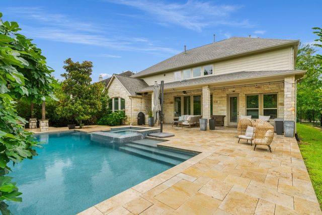 10 Black Spruce Court, The Woodlands, TX 77389