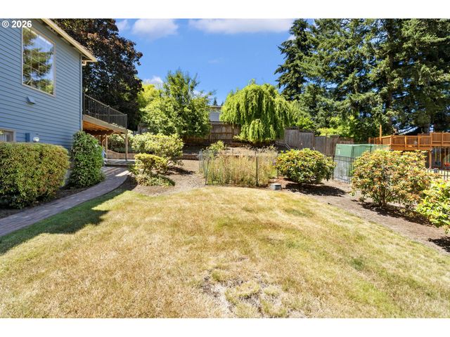 19602 WILDWOOD Dr, West Linn, OR 97068