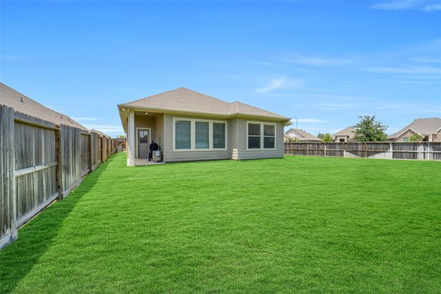 2414 Lemon Grass Drive, Brookshire, TX 77423