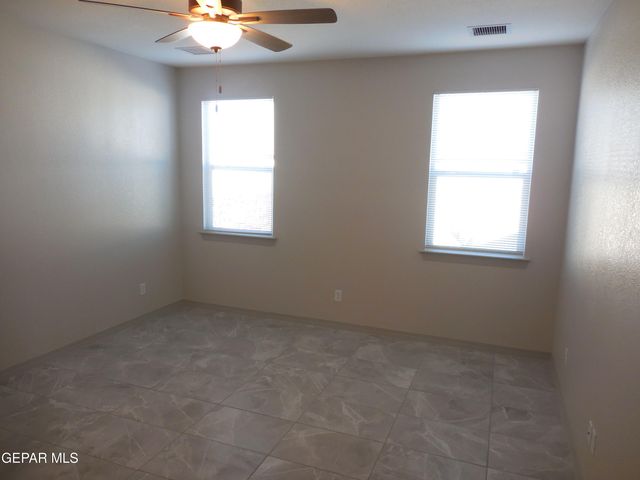 12817 Giovanni Grajeda Avenue, El Paso, TX 79928