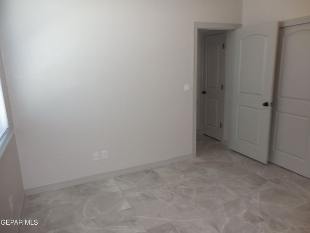 12817 Giovanni Grajeda Avenue, El Paso, TX 79928
