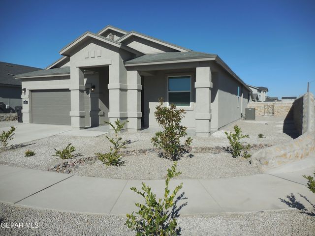 12817 Giovanni Grajeda Avenue, El Paso, TX 79928
