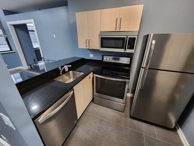 680 S Federal Street 909, Chicago, IL 60605
