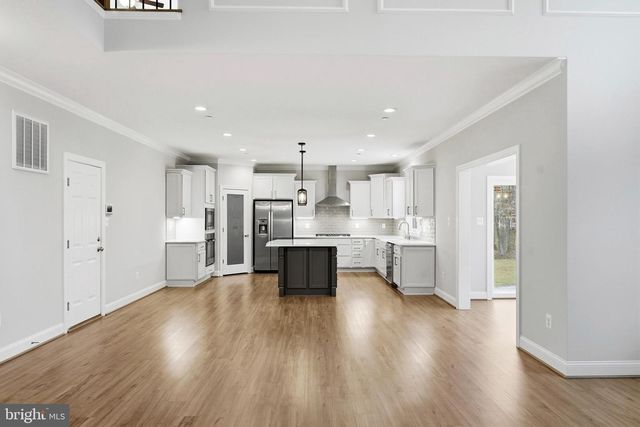 7930 JUSTICE CHASE CT, La Plata, MD 20646