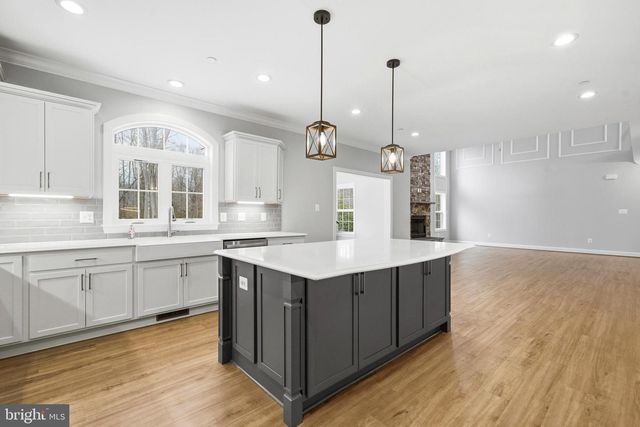 7930 JUSTICE CHASE CT, La Plata, MD 20646