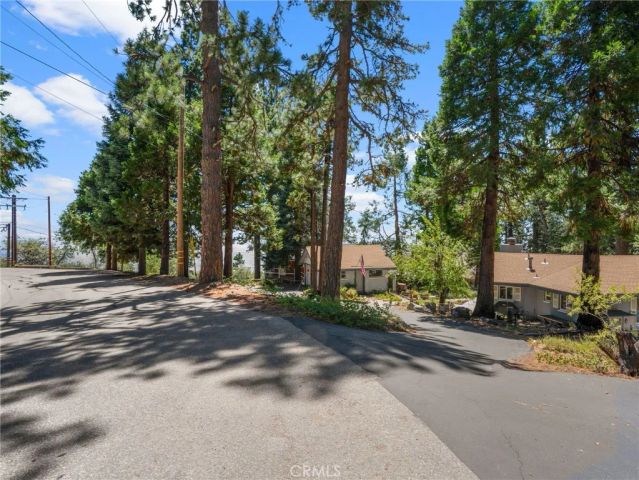 2578 Rim Of The World, Running Springs, CA 92382