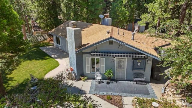 2578 Rim Of The World, Running Springs, CA 92382