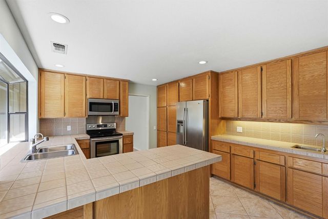 11316 Gold Country Blvd, Gold River, CA 95670