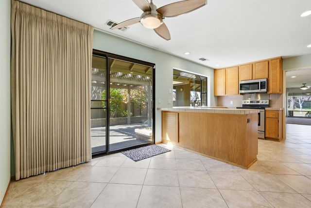 11316 Gold Country Blvd, Gold River, CA 95670