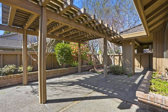 11316 Gold Country Blvd, Gold River, CA 95670