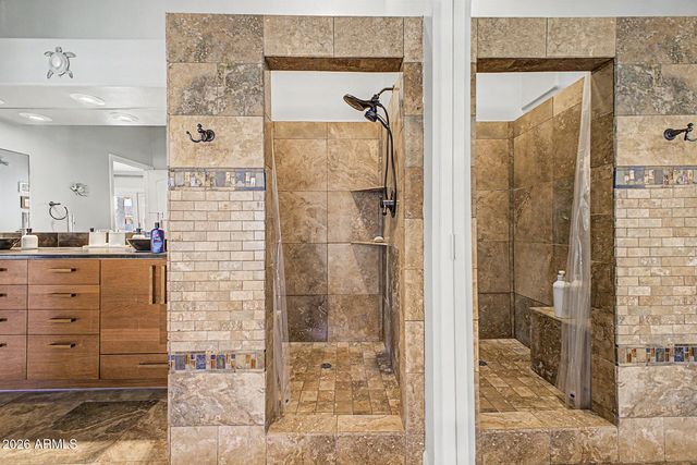 2547 E AMBER RIDGE Way, Phoenix, AZ 85048