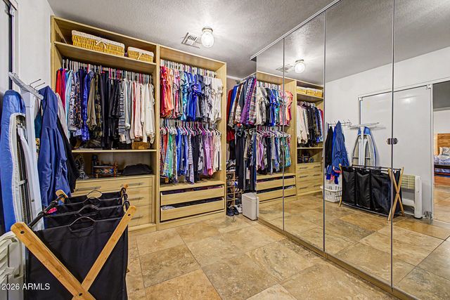 2547 E AMBER RIDGE Way, Phoenix, AZ 85048