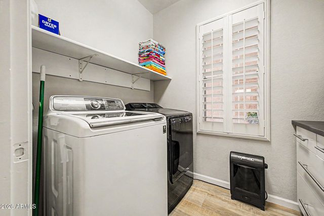 2547 E AMBER RIDGE Way, Phoenix, AZ 85048