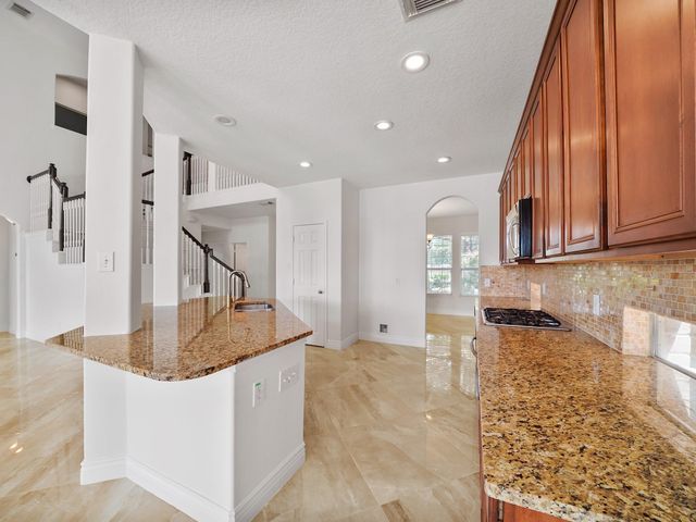 5611 Horseshoe Falls, Missouri City, TX 77459
