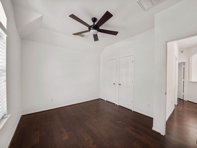 5611 Horseshoe Falls, Missouri City, TX 77459