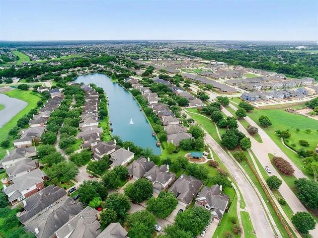 5611 Horseshoe Falls, Missouri City, TX 77459