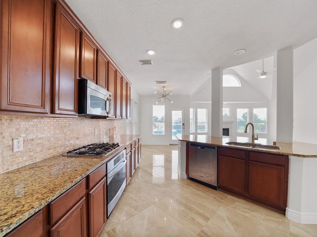 5611 Horseshoe Falls, Missouri City, TX 77459
