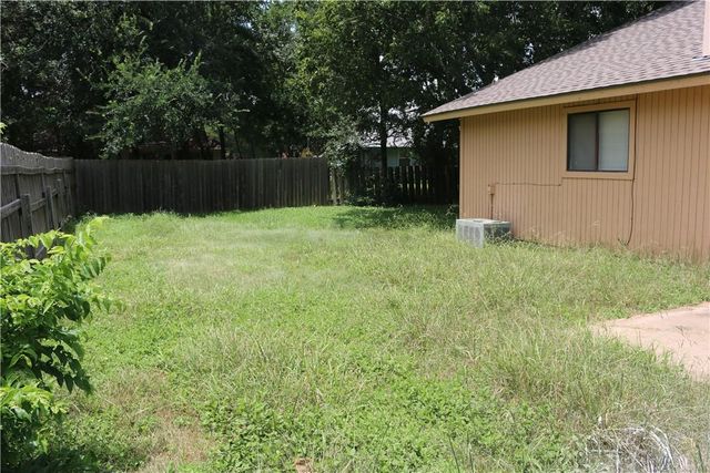 803 Kimberly ST A, Georgetown, TX 78628