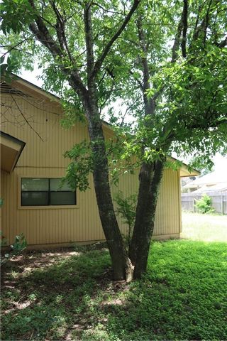 803 Kimberly ST A, Georgetown, TX 78628