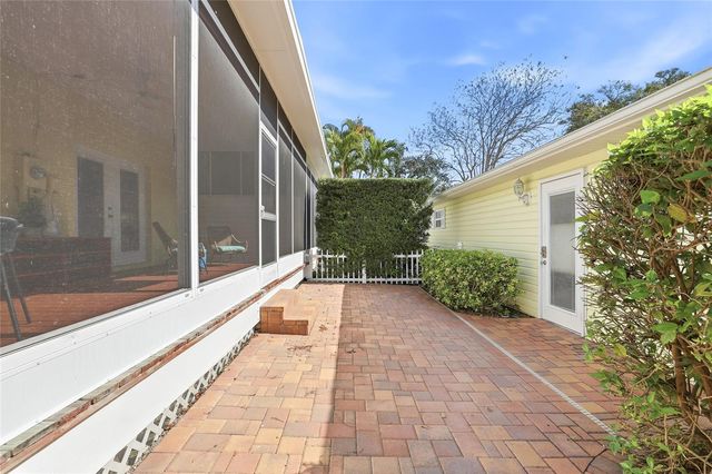 427-429 GRANT STREET, Dunedin, FL 34698