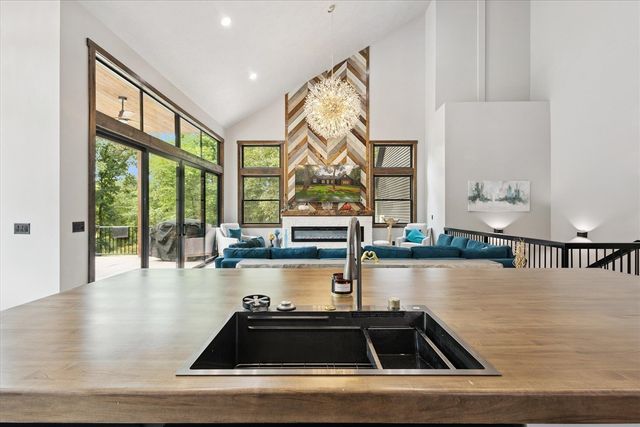 23861 Almy Road, Howard City, MI 49329