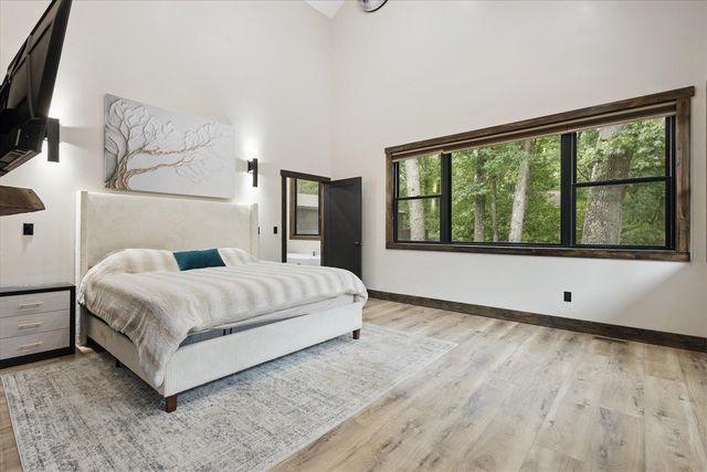 23861 Almy Road, Howard City, MI 49329