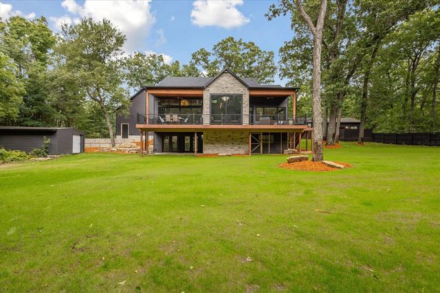 23861 Almy Road, Howard City, MI 49329