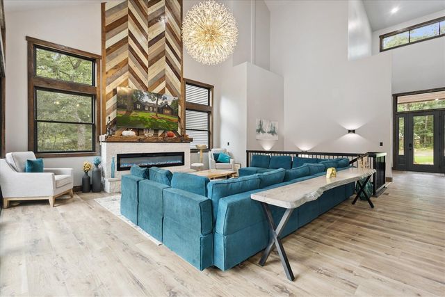 23861 Almy Road, Howard City, MI 49329