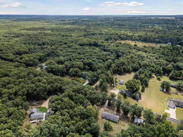 23861 Almy Road, Howard City, MI 49329