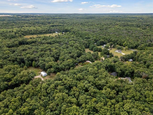 23861 Almy Road, Howard City, MI 49329