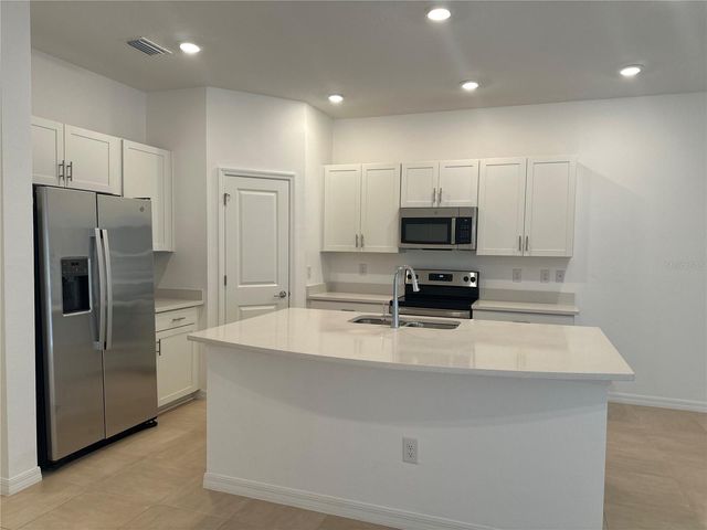 2358 PARAVANE WAY, Wesley Chapel, FL 33543