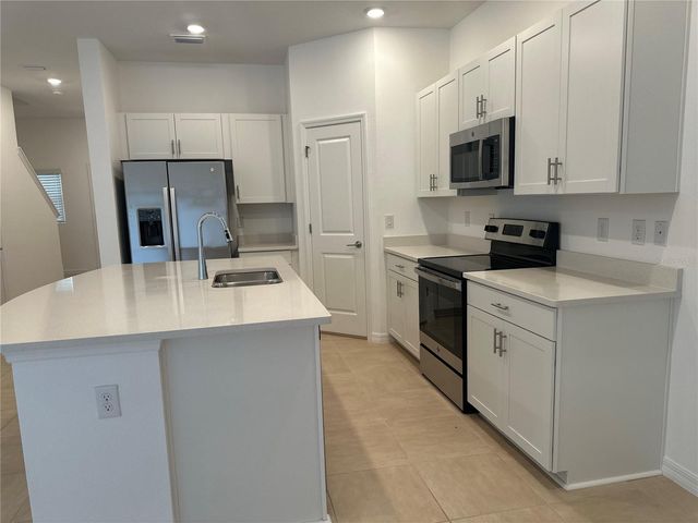 2358 PARAVANE WAY, Wesley Chapel, FL 33543