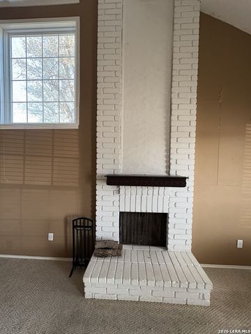 616 fern meadow, Universal City, TX 78148