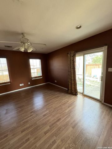 616 fern meadow, Universal City, TX 78148