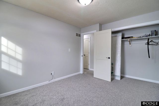 1620 E 2nd Street, Fremont, NE 68025