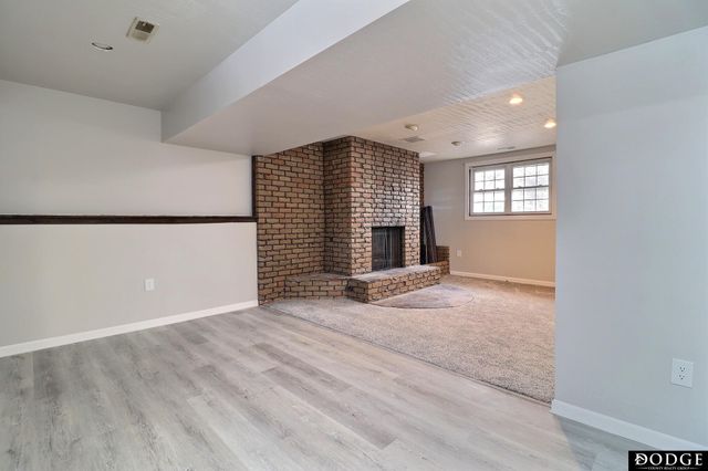 1620 E 2nd Street, Fremont, NE 68025