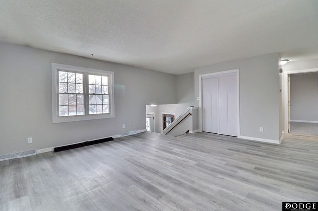 1620 E 2nd Street, Fremont, NE 68025