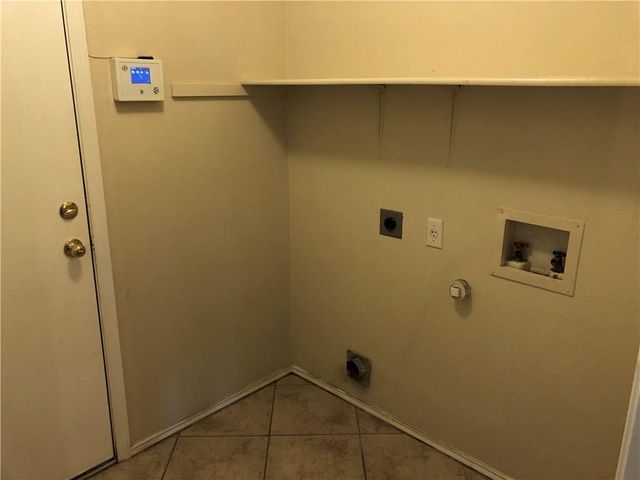 121 Ansleys WAY, Kyle, TX 78640