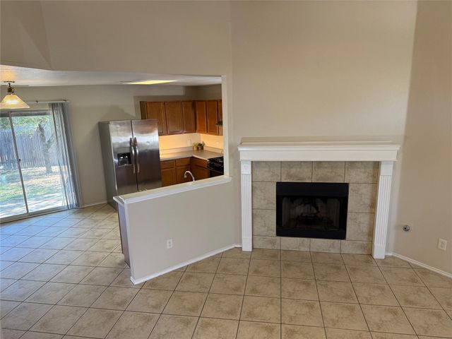 121 Ansleys WAY, Kyle, TX 78640