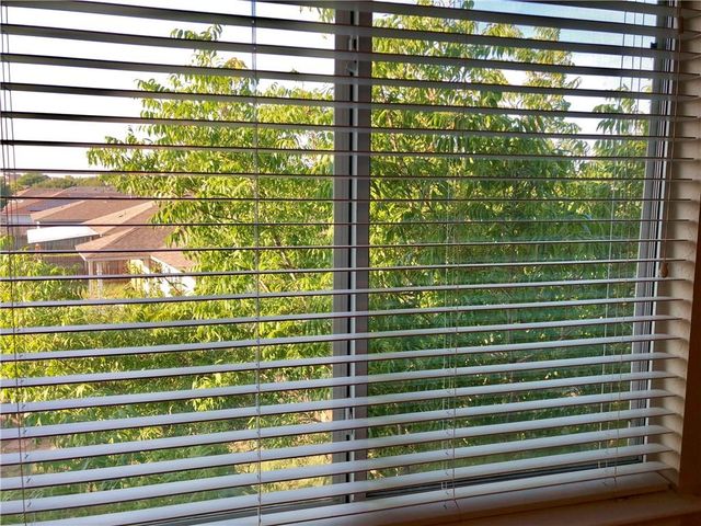 121 Ansleys WAY, Kyle, TX 78640